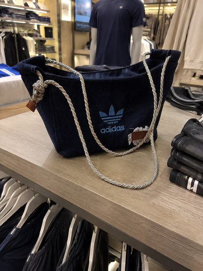 Sac Adidas Denim Femme – Design Tendance et Confort Premium